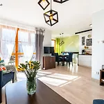 Wonder - Górskie Z Kominkami Na Kameralnym Osiedlu - Plac Zabaw Na Terenie Kompleksu