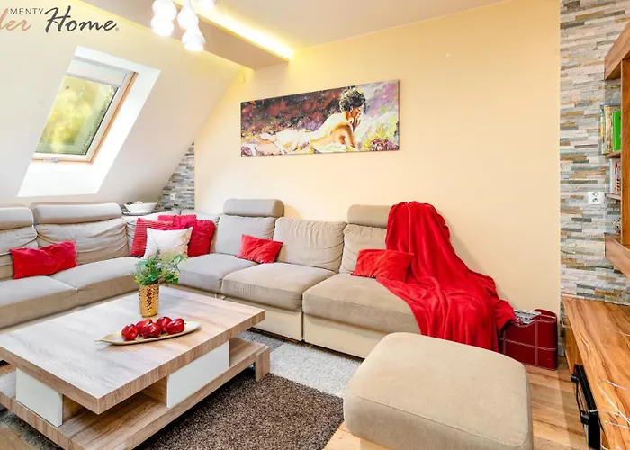 Wonder - Górskie Z Kominkami Na Kameralnym Osiedlu - Plac Zabaw Na Terenie Kompleksu Karpacz